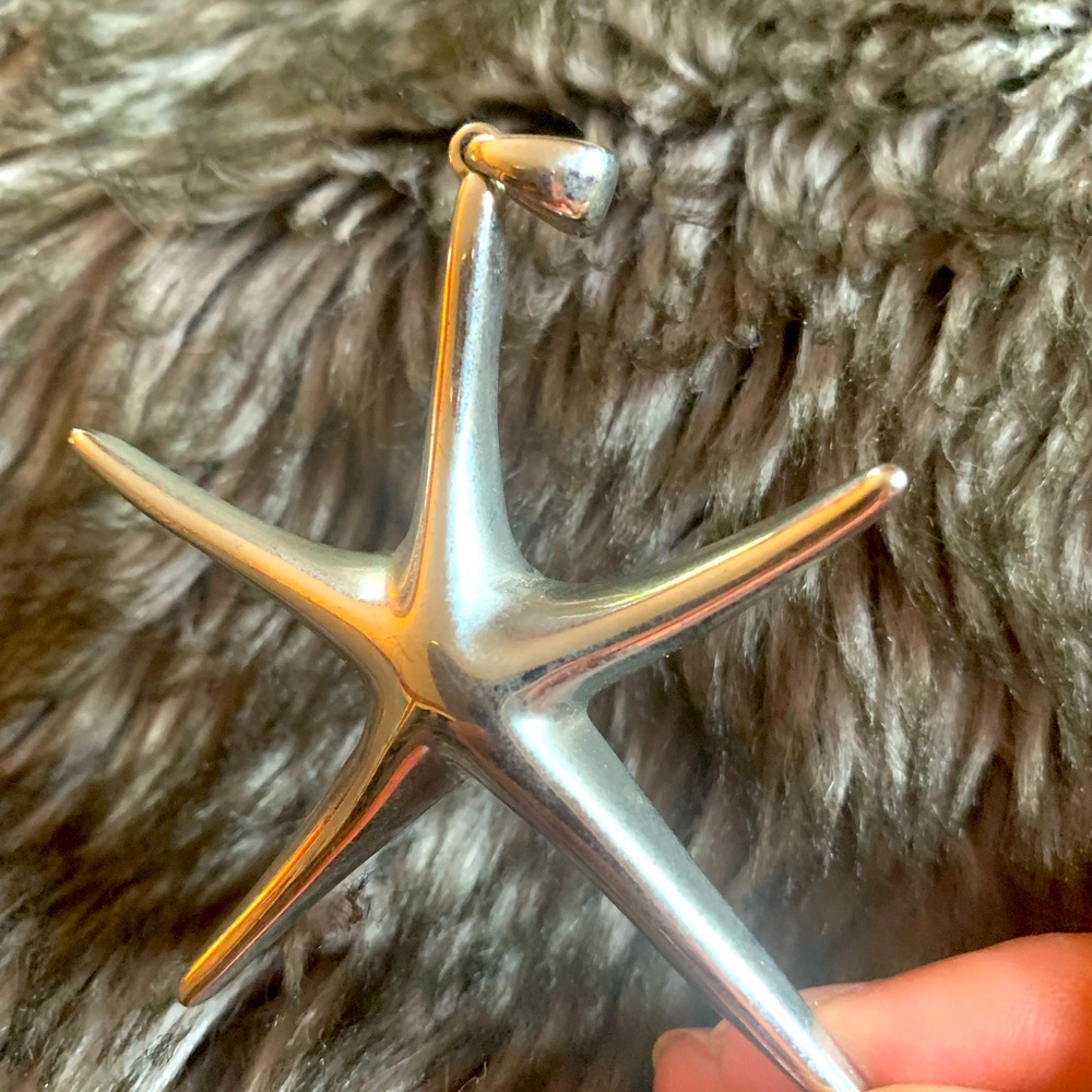 Silver starfish charm